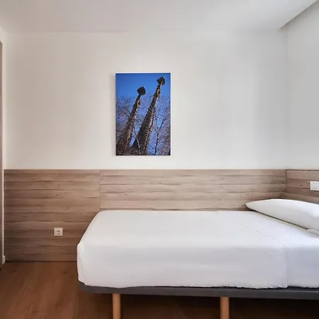 Augusta Aparthotel