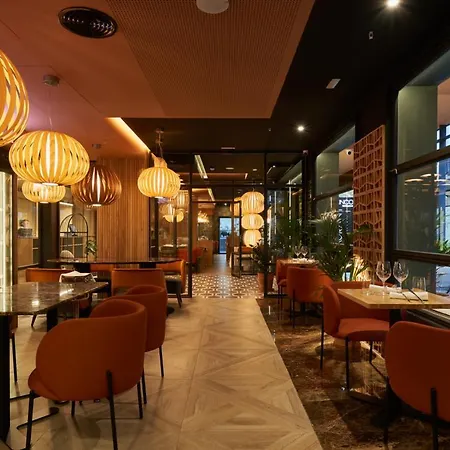 Augusta Aparthotel 3*