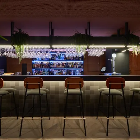 Augusta Aparthotel 3*