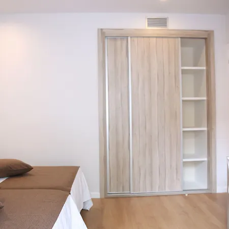 Augusta Aparthotel